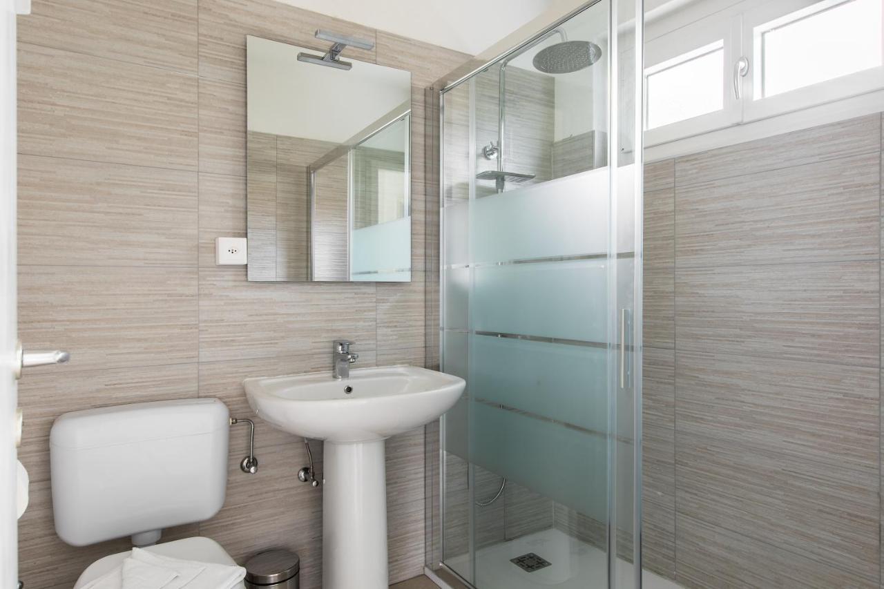 Rose Apartment By Quokka 360 - Refined Two-Bedroom Apartment With Garden Lugano Ngoại thất bức ảnh
